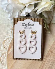 Load image into Gallery viewer, Hearts with Bow Post