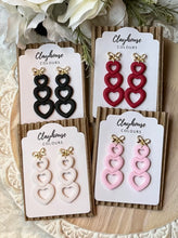 Load image into Gallery viewer, Hearts with Bow Post