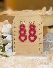 Load image into Gallery viewer, Hearts with Bow Post