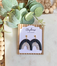 Load image into Gallery viewer, Leopard Hearts & Arches