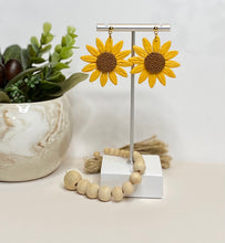 Load image into Gallery viewer, Large Sunflowers