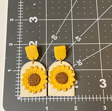 Load image into Gallery viewer, Sol