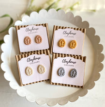 Load image into Gallery viewer, Cross Studs