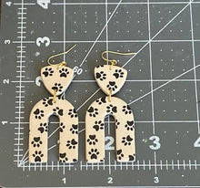 Load image into Gallery viewer, Paw Print Arches