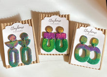 Load image into Gallery viewer, Mardi Gras