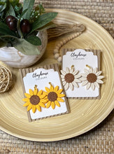 Load image into Gallery viewer, Large Sunflowers