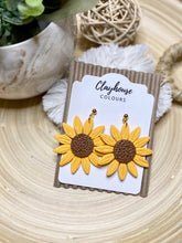 Load image into Gallery viewer, Large Sunflowers