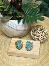 Load image into Gallery viewer, Monstera Leaf Studs