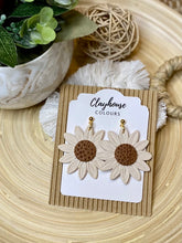 Load image into Gallery viewer, Large Sunflowers