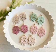 Load image into Gallery viewer, Amelia