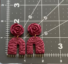 Load image into Gallery viewer, Claire