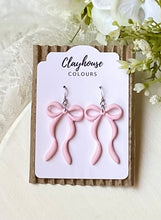 Load image into Gallery viewer, Valentine’s Bows
